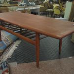 495 8576 COFFEE TABLE